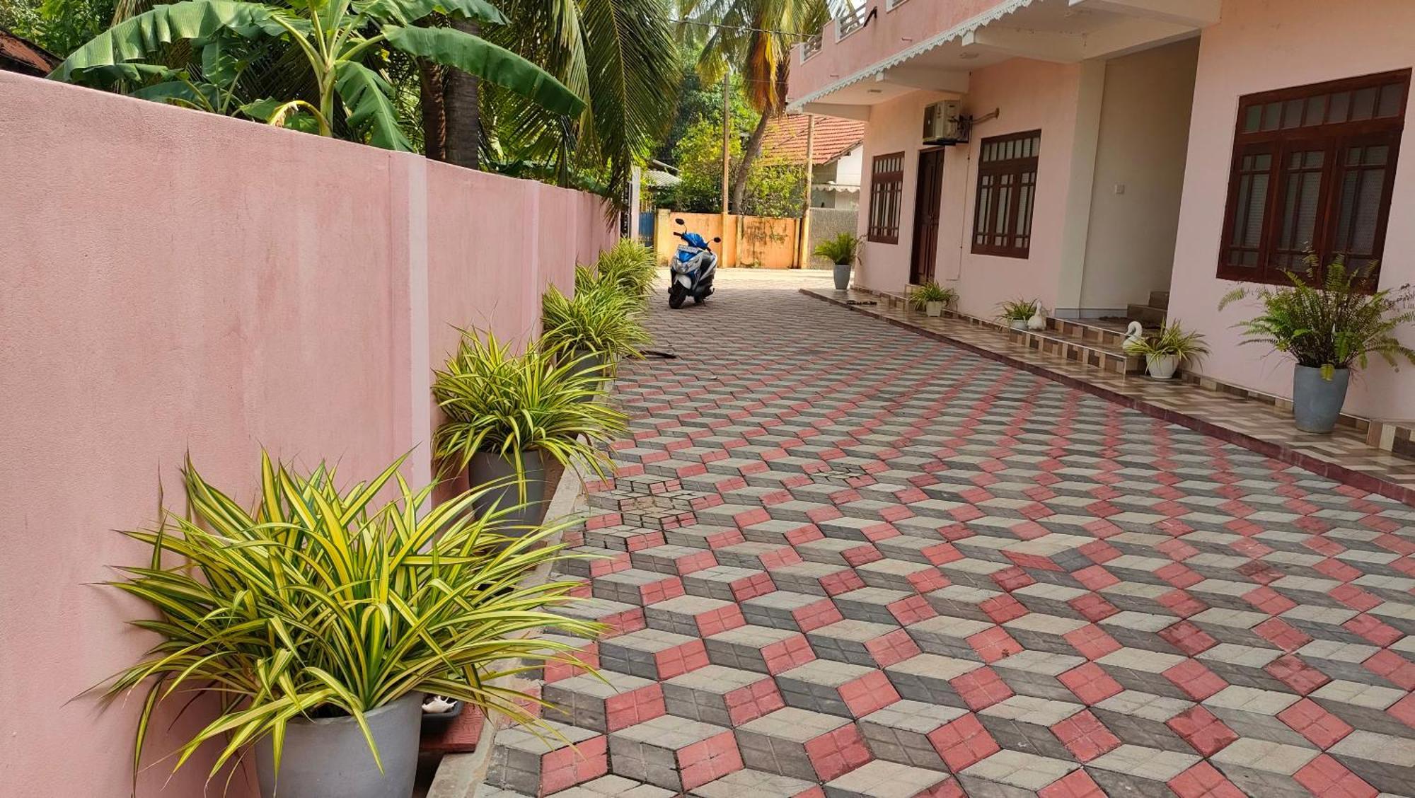 Victory'S Residence, Mannar Exterior photo